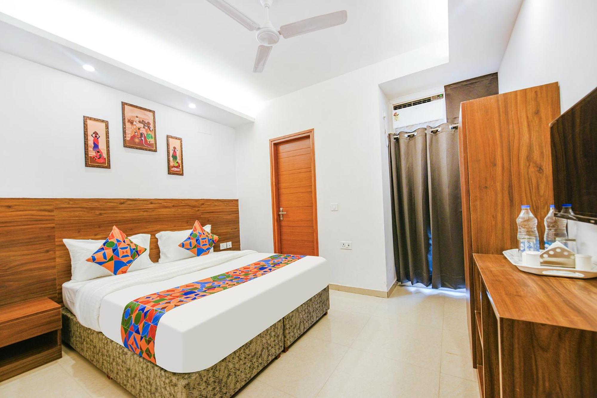 Fabhotel Sparkling - Nr Yashobhoomi Convention Centre Delhi  Ngoại thất bức ảnh